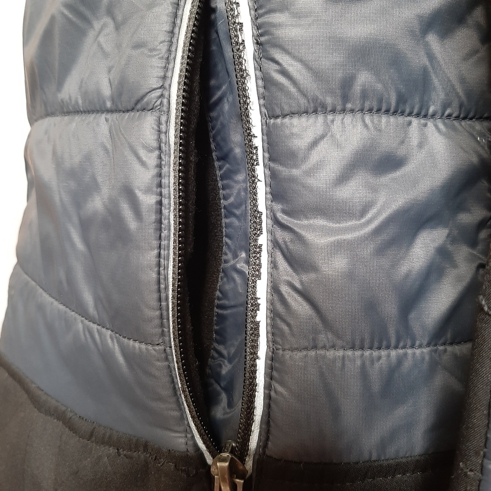 Gerry Black & Gray Boys XL Quilted Hooded Jacket with zipper - Picture 9 of 9